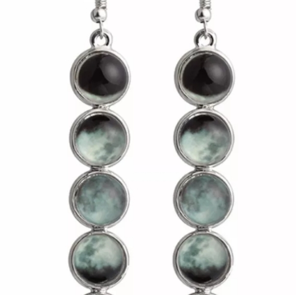 Perfect all Moon Fazes Earrings glow in dark - Picture 5 of 7